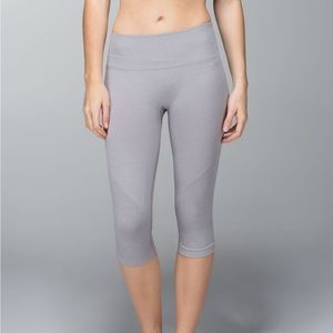 Lululemon In The Flow Crop Legging